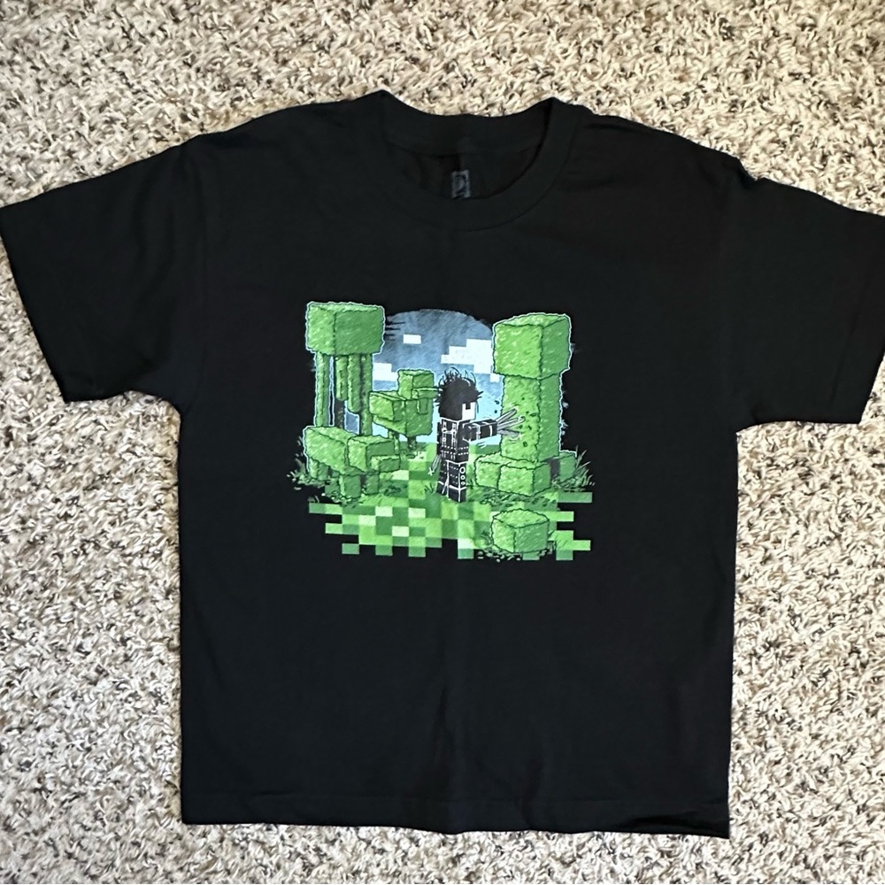 ✂️ Minecraft TShirt, size L